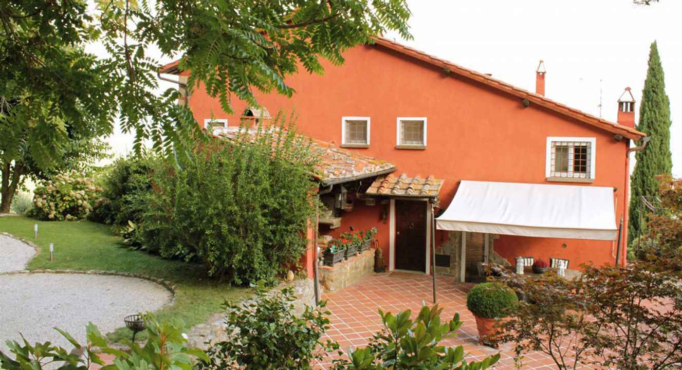 Elegante Villa aus dem 11 Jhdt. nur wenige Autominuten von Florenz entfernt