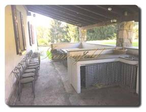 Thumbnail von Immogold IMI 1380 renovierungsbedürftige Villa mit großem Park