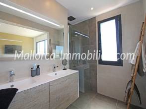 Thumbnail von MODERNES ARCHITEKTENHAUS IN VILLENLAGE MIT BLICK BIS ZUR PLAYA DE PALMA