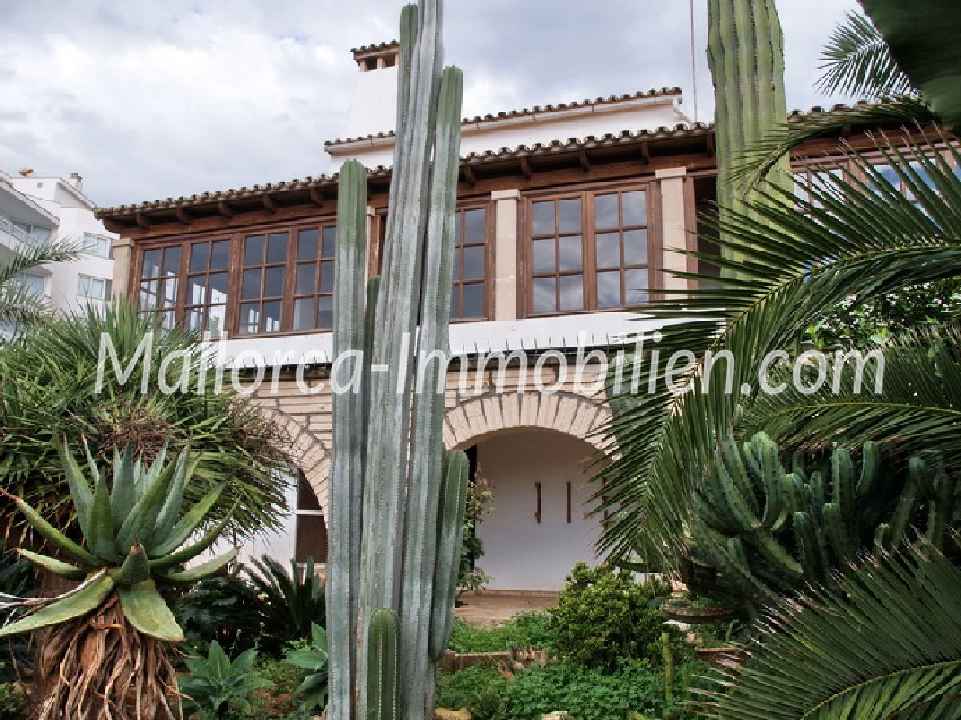 RESIDENZ MIT CHARAKTER DIREKT AM MEER