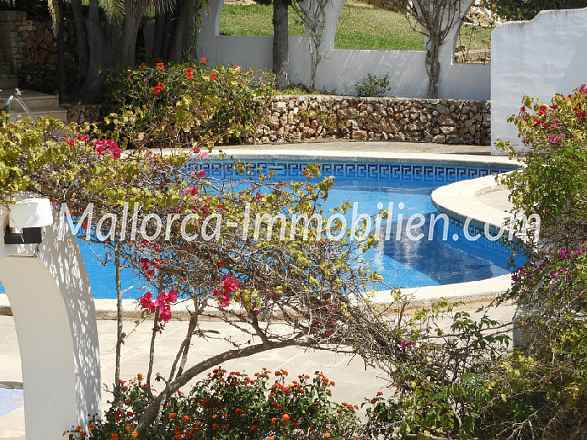 BESTLAGE FÜR EIN WUNDERSCHÖNES CHALET MIT GARTEN UND DACHTERRASSE