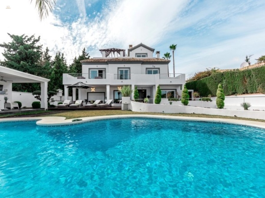 Luxus-Villa in Nueva Andalucia R2860487