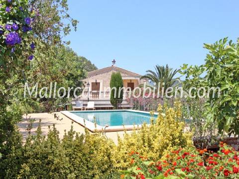 EIN FINCAANWESEN, DASS AUF MALLORCA SEINES GLEICHEN SUCHT