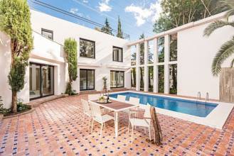 Thumbnail von Luxus-Villa in Nueva Andalucia R2854463