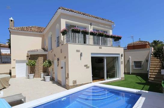 Luxus-Villa in San Pedro de Alcantara R2852954