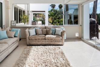 Thumbnail von Luxus-Villa in El Paraiso R2849690