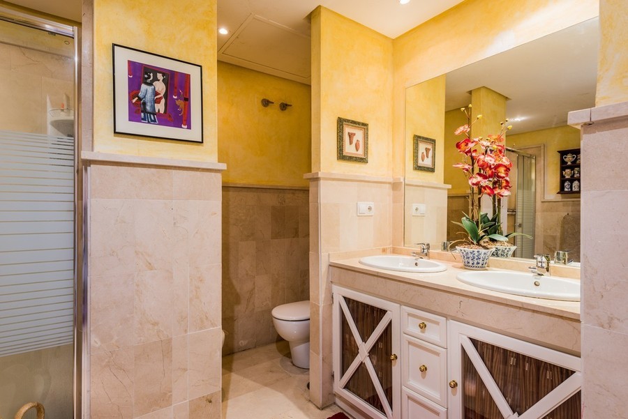 Thumbnail von Luxus-Haus in Marbella R2849150