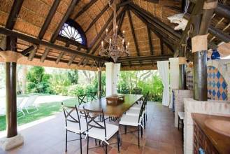 Thumbnail von Luxus-Villa in El Paraiso R2769524