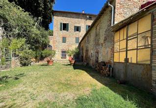 Thumbnail von herrschaftliches Anwesen mit viel Potenzial in Hügellage mit Blick auf Siena