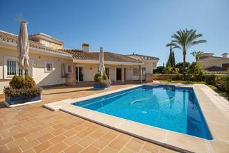 Thumbnail von Villa For Sale in Calahonda, Málaga