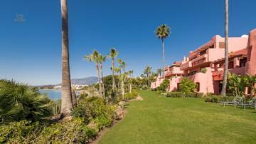 Thumbnail von Apartment For Sale in Estepona, Málaga