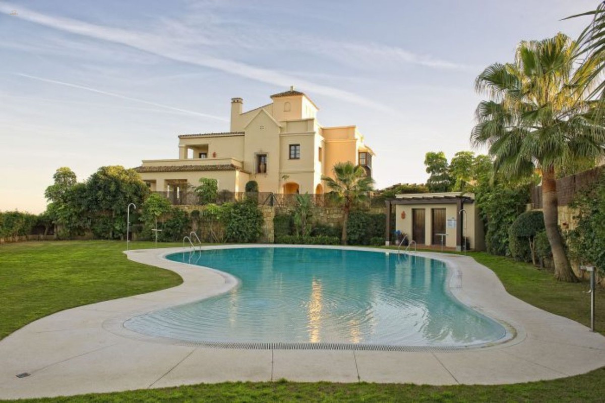 Villa For Sale in Sotogrande