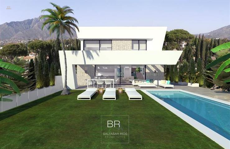 Villa For Sale in La Cala de Mijas, Málaga