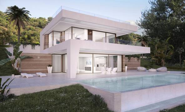 Villa For Sale in Estepona, Málaga