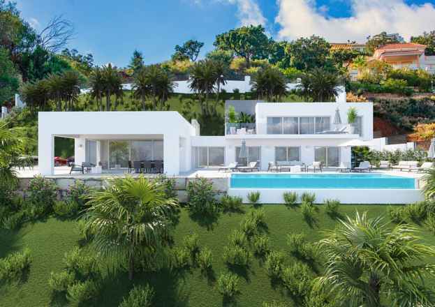 Villa For Sale in La Mairena, Málaga