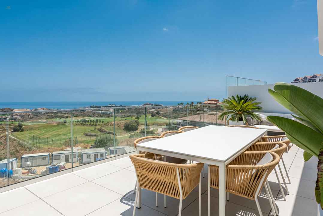 Apartment For Sale in Mijas Costa, Málaga