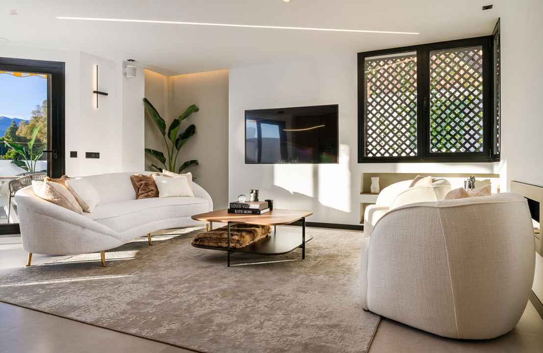 Apartment For Sale im Marbella, Málaga 