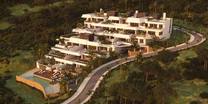 Apartment For Sale in Benahavis, Málaga