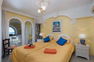 Thumbnail von Villa For Sale in La Capellania, Málaga