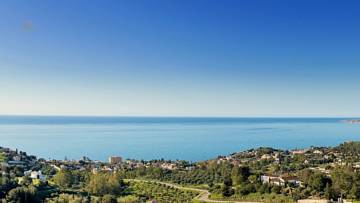 Thumbnail von Villa For Sale in Benalmadena, Málaga