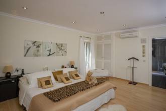 Thumbnail von Villa For Sale in Montemar, Málaga