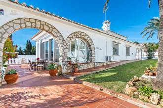 Thumbnail von Villa For Sale in Nueva Andalucia