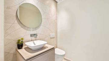 Thumbnail von Apartment For Sale in Nueva Andalucia, Málaga