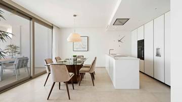 Thumbnail von Apartment For Sale in Nueva Andalucia, Málaga