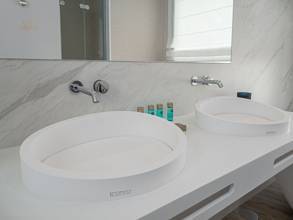 Thumbnail von Villa For Sale in  Cabopino, Málaga