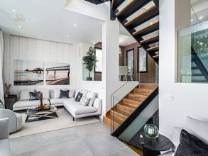 Thumbnail von Villa For Sale in  Cabopino, Málaga