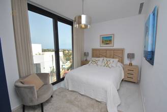 Thumbnail von Villa For Sale in Cabopino, Málaga