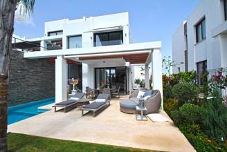 Thumbnail von Villa For Sale in Cabopino, Málaga