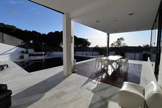 Thumbnail von Villa For Sale in Cabopino, Málaga