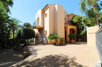 Thumbnail von Marbella Villa ES131545