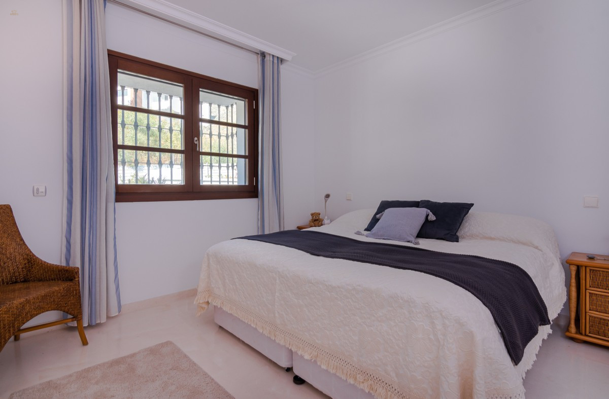 Thumbnail von Benahavis Villa ES130994