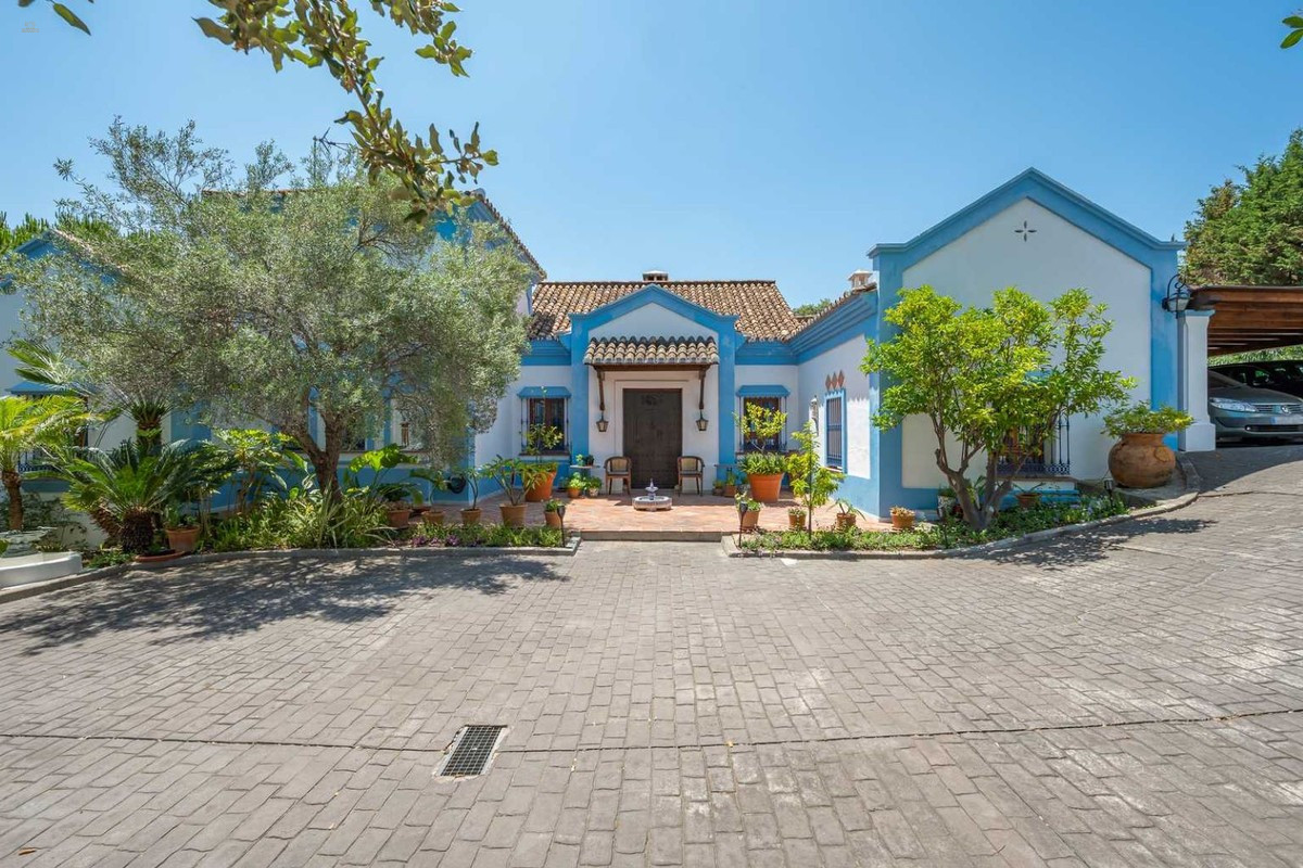  Benahavis Villa ES130923