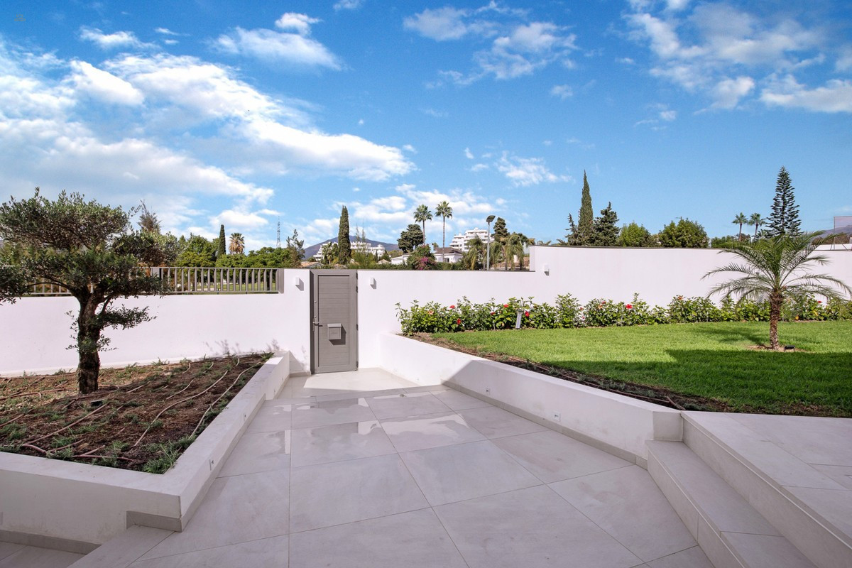 Thumbnail von Marbella Villa ES130794