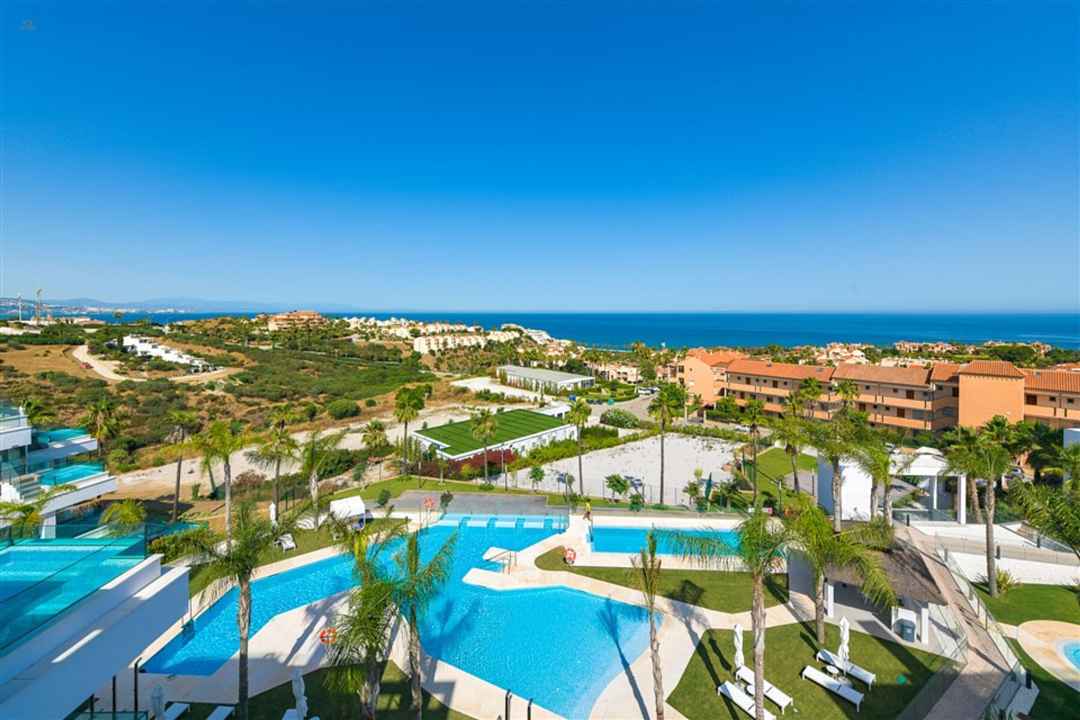 Apartment For Sale in Mijas Costa, Málaga
