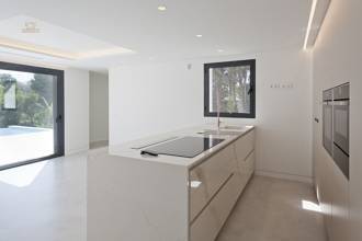 Thumbnail von Guadalmina Alta Villa ES126339