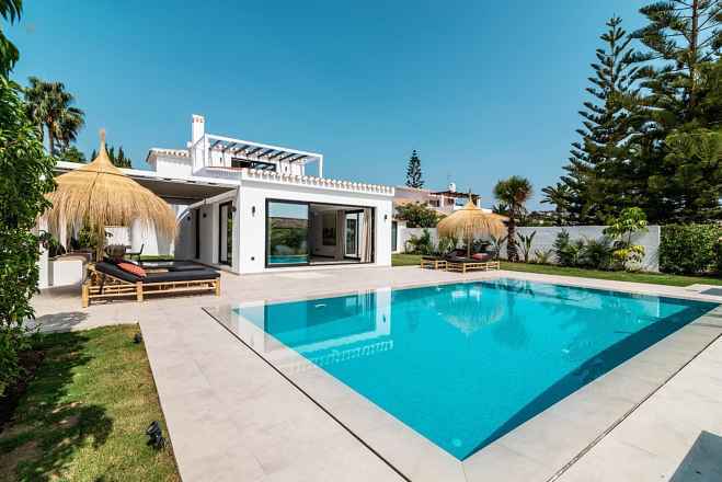  Marbella Villa ES135372