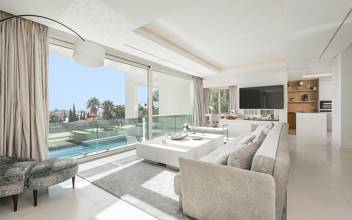 Thumbnail von Nueva Andalucía Villa ES117153