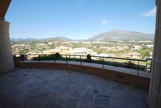 Thumbnail von Villa For Sale in Nueva Andalucia, Málaga