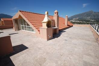 Thumbnail von Villa For Sale in Nueva Andalucia, Málaga