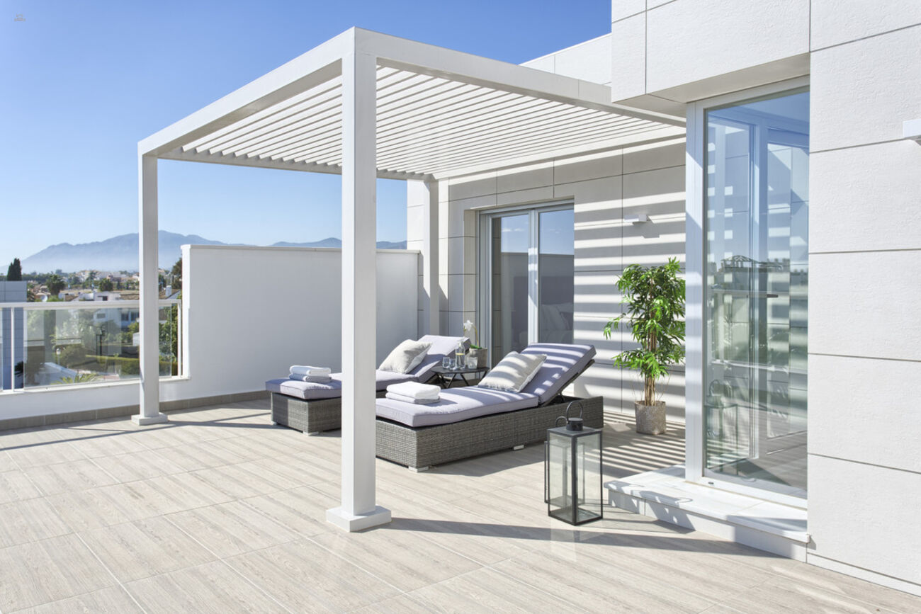 Apartment For Sale in San Pedro de Alcántara, Málaga