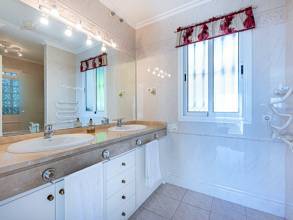 Thumbnail von Villa For Sale in Mijas, Málaga