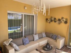 Thumbnail von Villa For Sale in Bahia de Marbella, Málaga