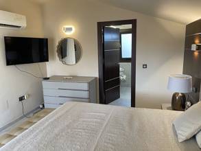 Thumbnail von Villa For Sale in Bahia de Marbella, Málaga