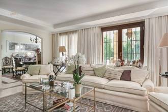 Thumbnail von Villa For Sale in Marbella, Málaga