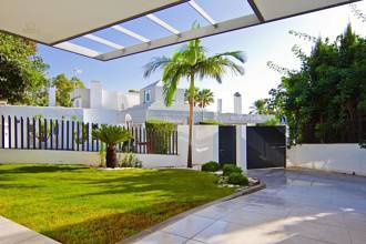 Thumbnail von Villa For Sale in Guadalmina Alta, Málaga