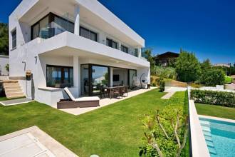 Thumbnail von Villa For Sale in Estepona, Málaga